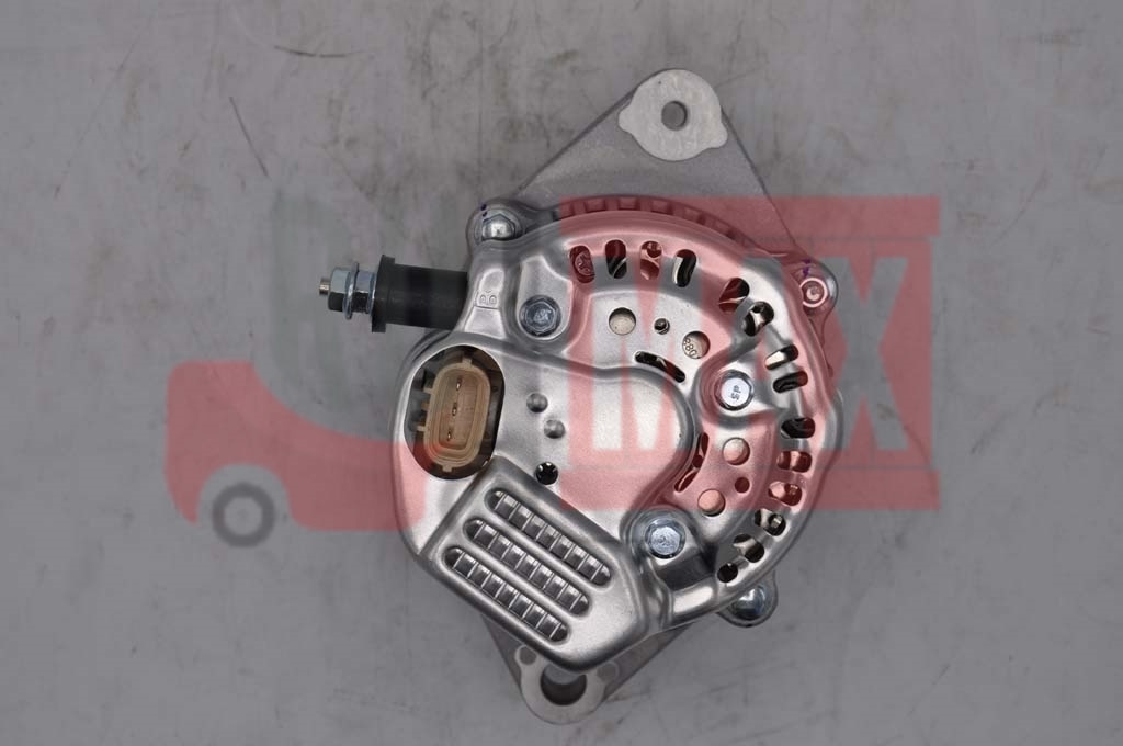 Генератор KUBOTA V2403-MDI (+ к в бок, 12V/50A)