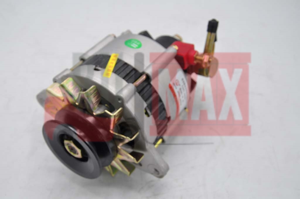 Генератор HJ493 (12V/50A, с масляным насосом)