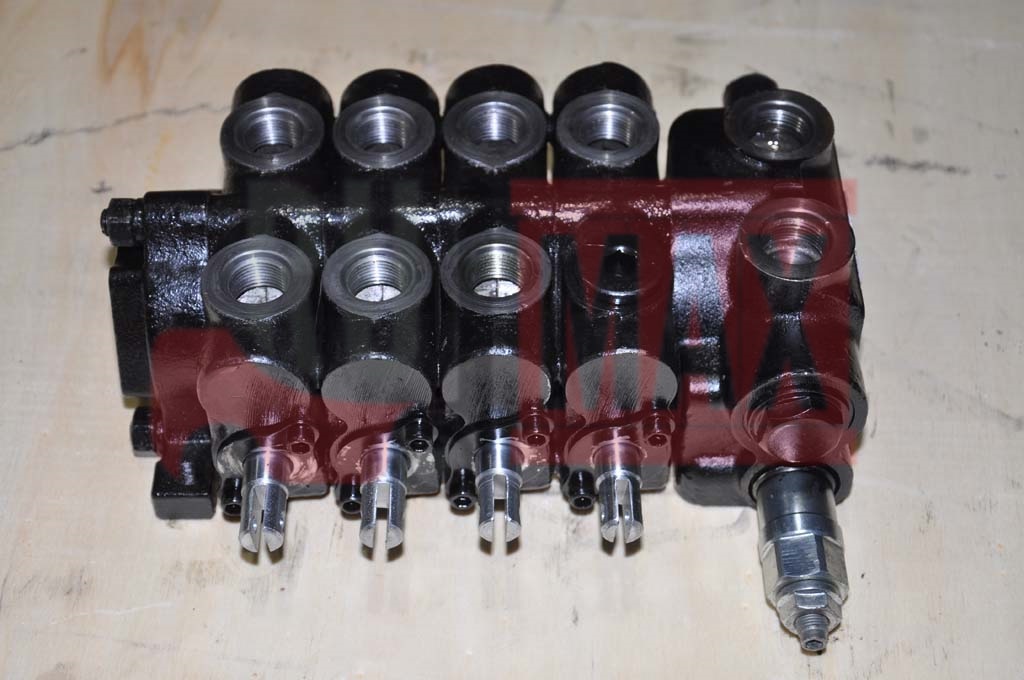 Гидрораспределитель 4-х секционный HC 1-1,8 t R